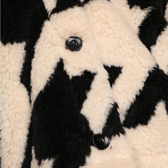 Blank NYC Love Birds Black and Cream Houndsthooth Faux Fur Coat XS - Picture 5 of 9